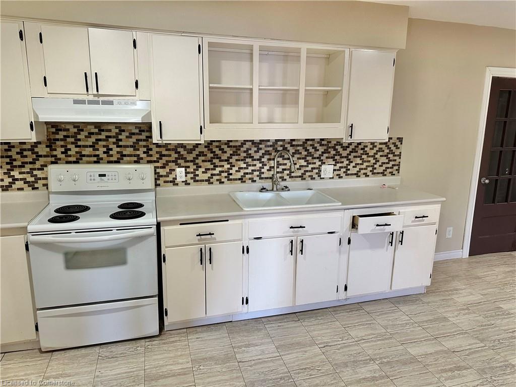 195 Townline Street Property Photo 12