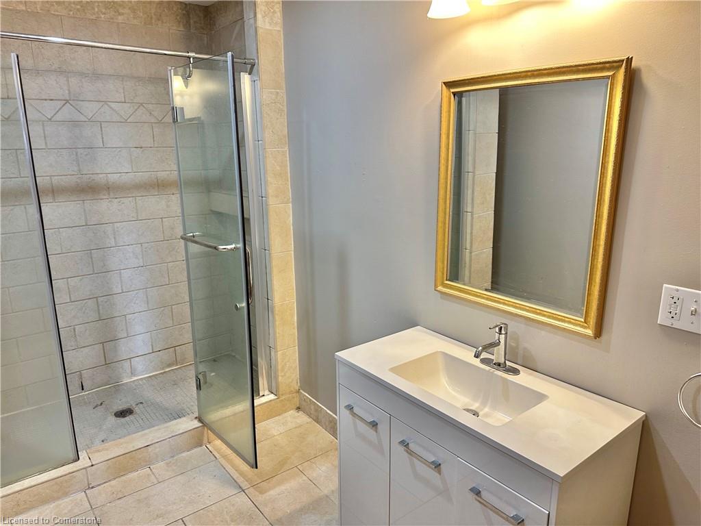 195 Townline Street Property Photo 16