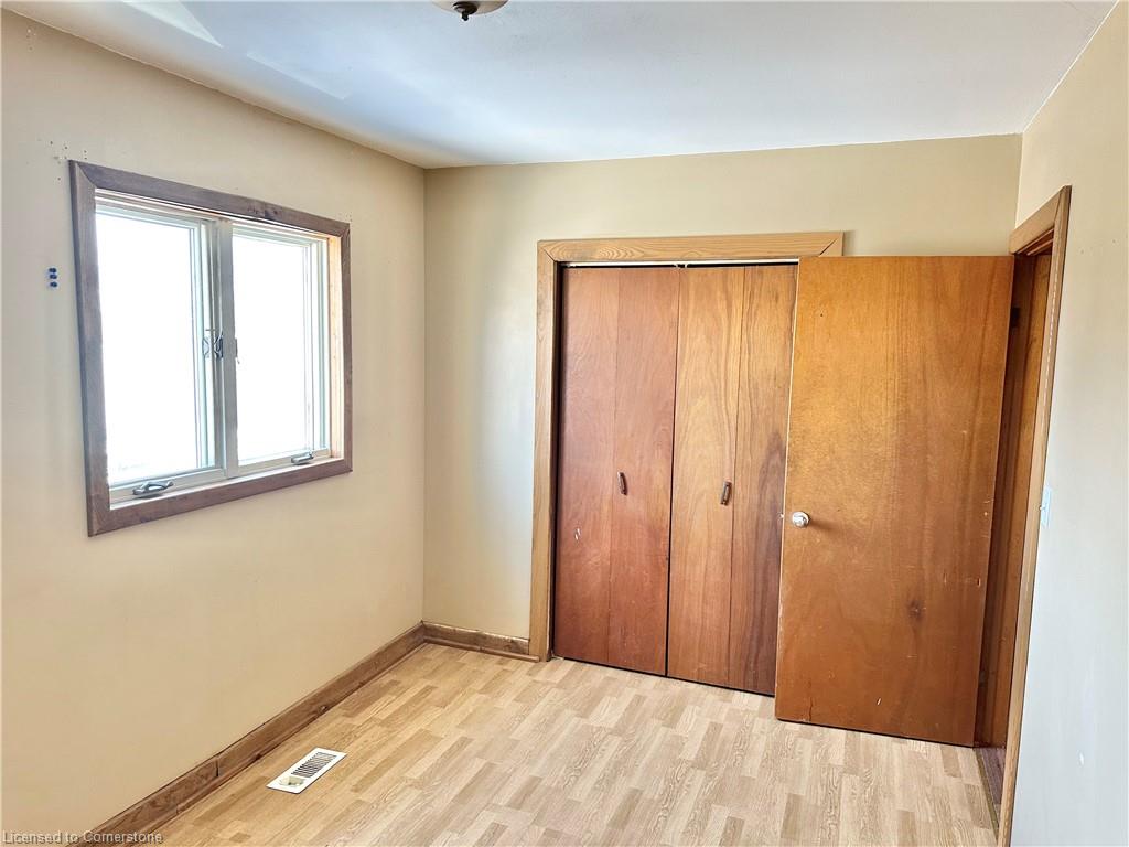 195 Townline Street Property Photo 20