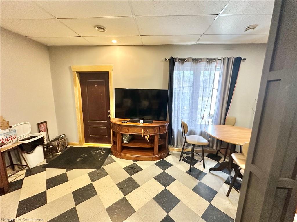 195 Townline Street Property Photo 35