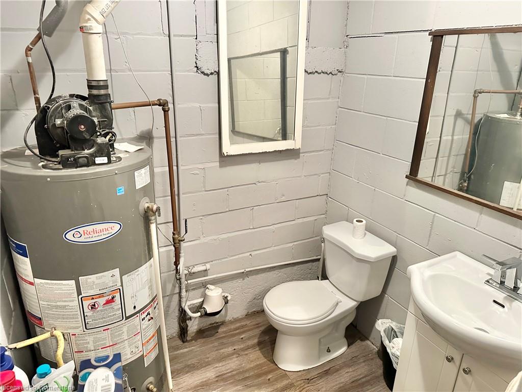 195 Townline Street Property Photo 37