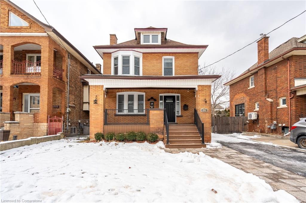 60 Kensington Avenue S Property Photo 1