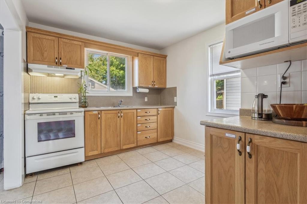 91 Page Street Property Photo 3