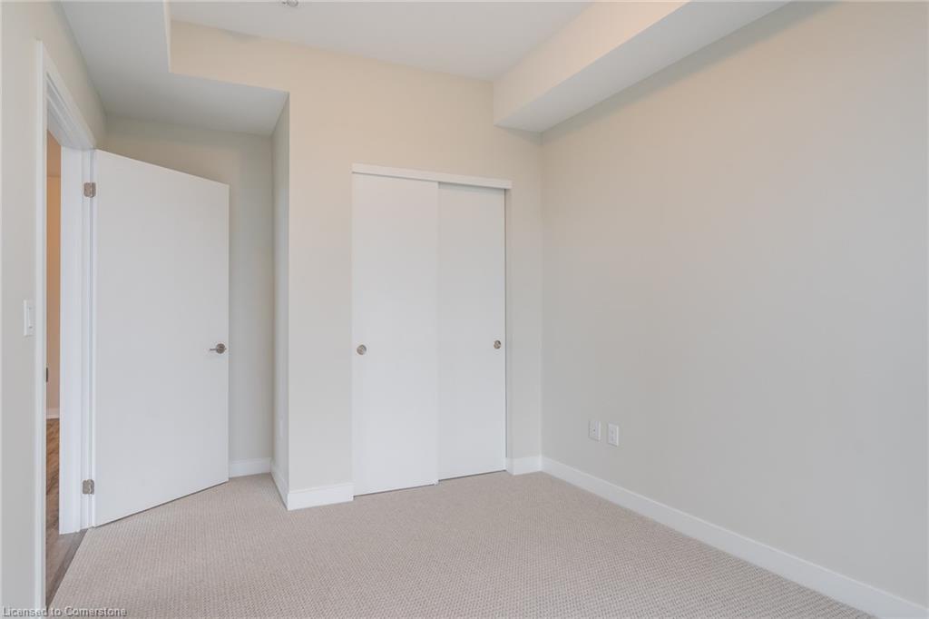 600 North Service Drive Property Photo 24