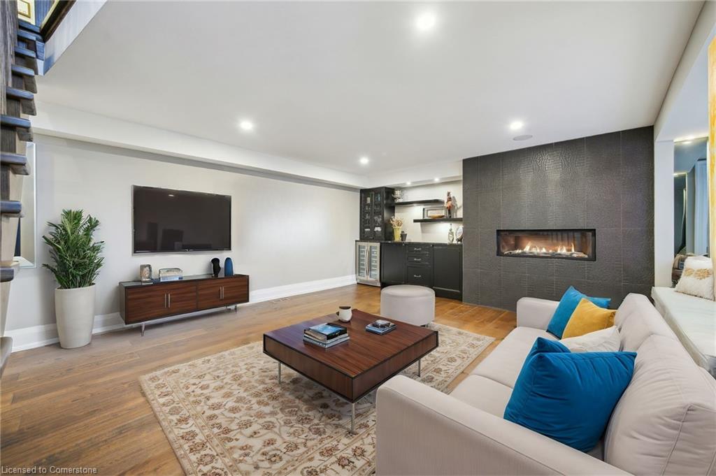 382 Trafalgar Road Property Photo 22