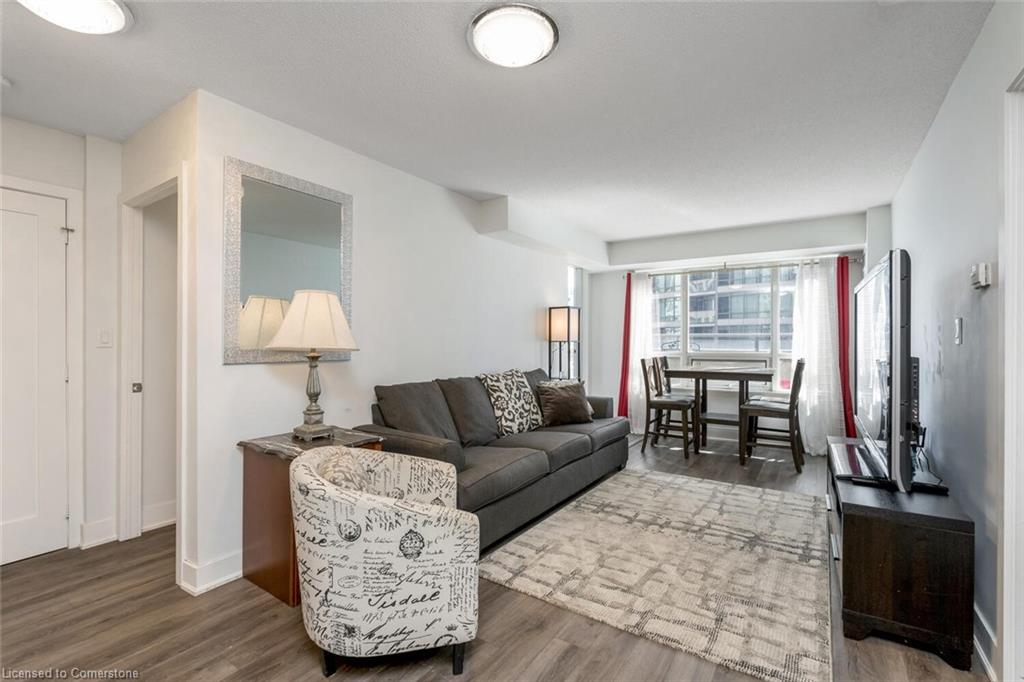 517-20 Blue Jays Way Property Photo 6
