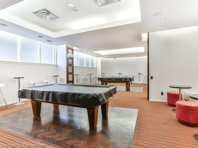 1435-250 Wellington Street W Property Photo 37