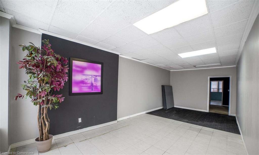 474 Barton Street E Property Photo 3