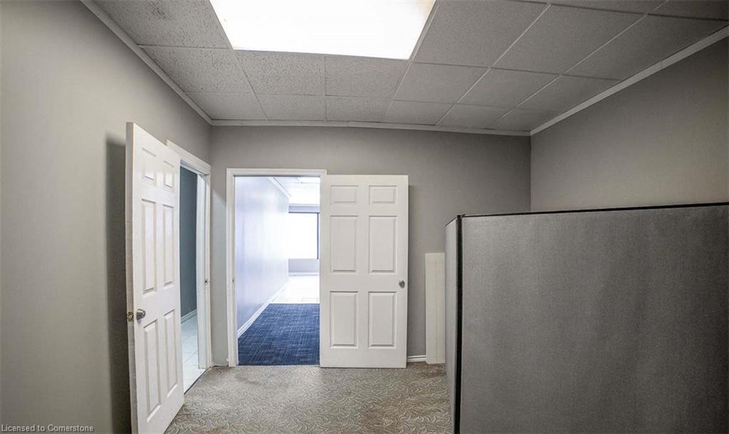 474 Barton Street E Property Photo 5