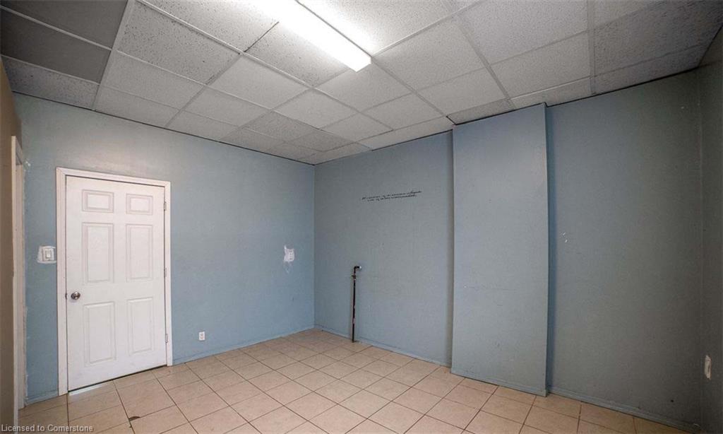 474 Barton Street E Property Photo 6