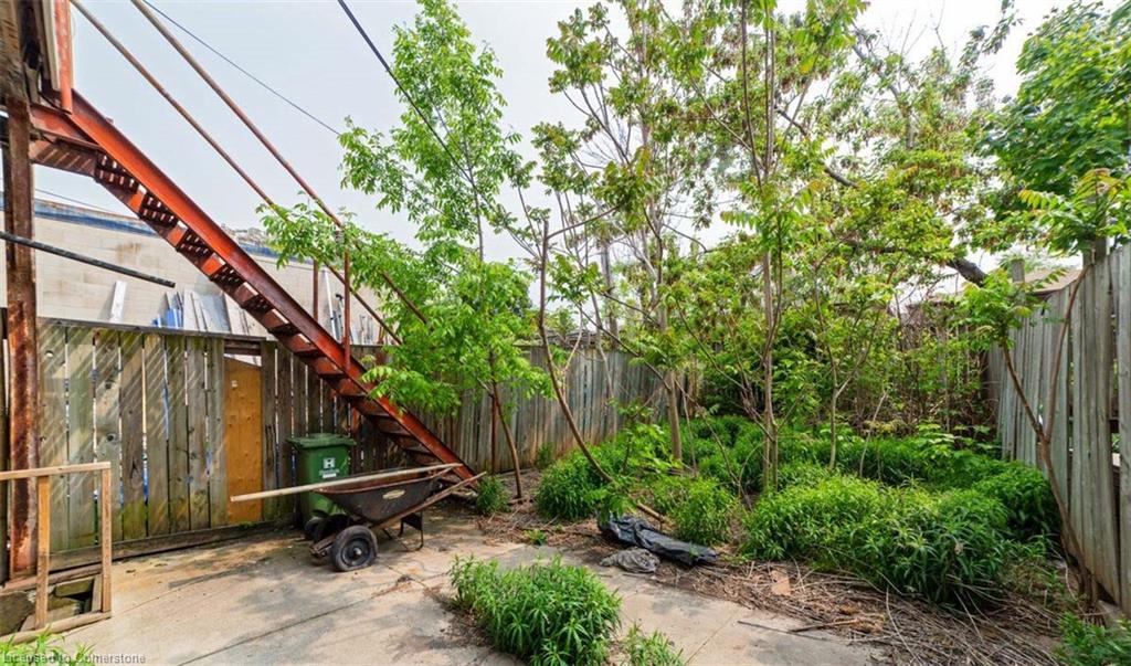 474 Barton Street E Property Photo 30