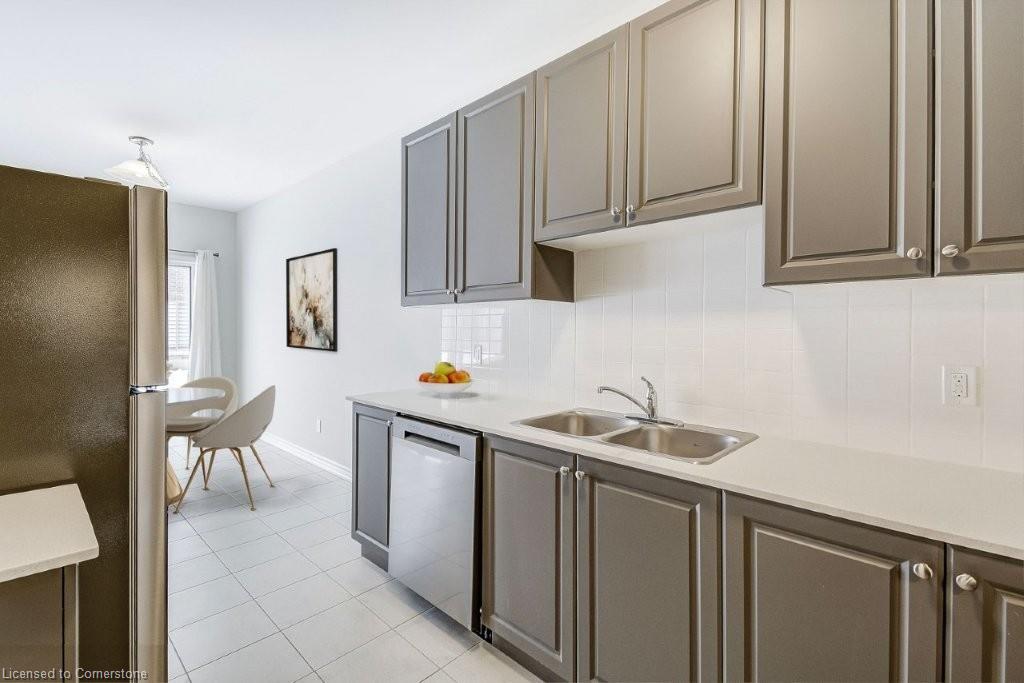 86 Baker Street Property Photo 11