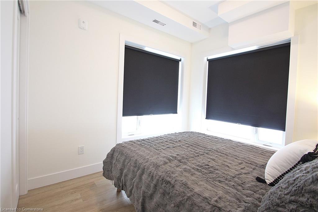 5-131 Wellington Street N Property Photo 8