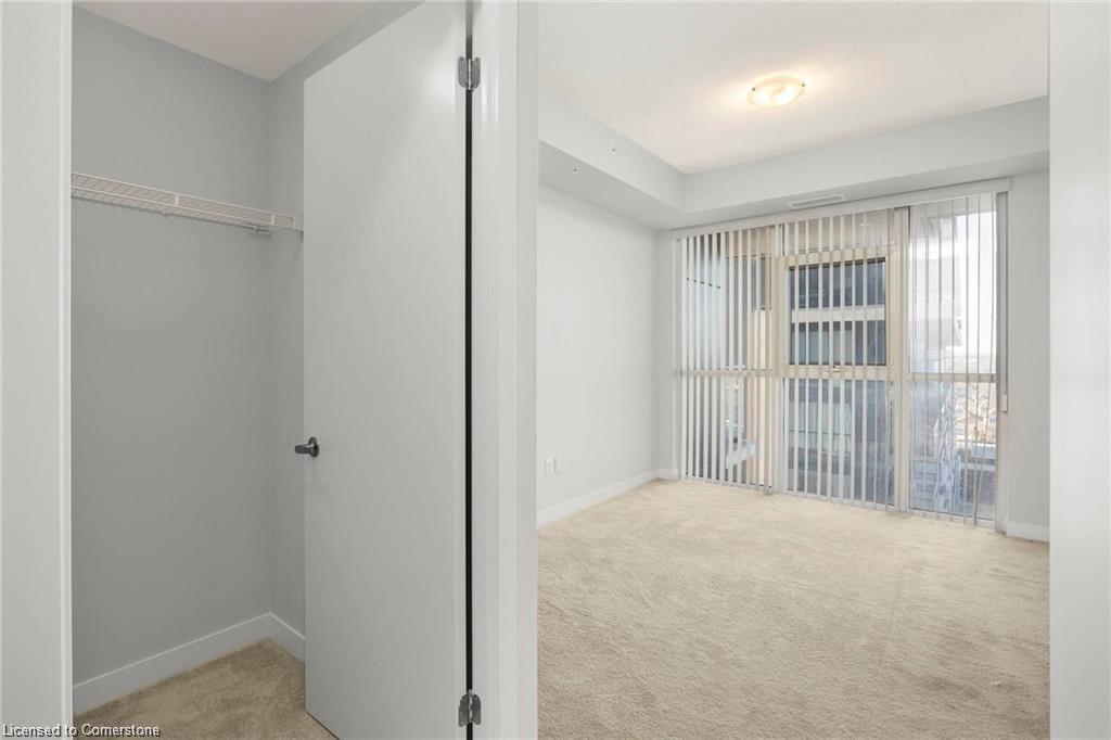 703-550 North Service Road Property Photo 12