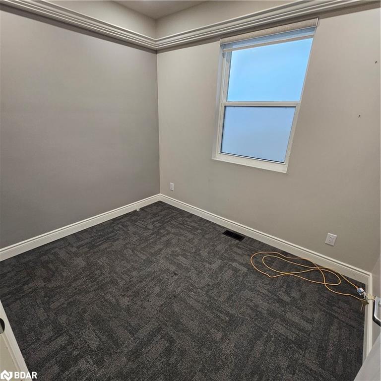 138 & 146 Mississaga Street W Property Photo 8