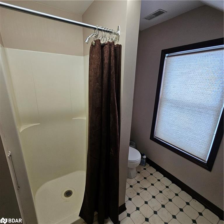 138 & 146 Mississaga Street W Property Photo 18