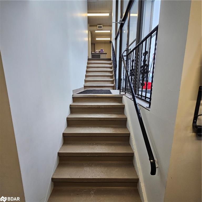 138 & 146 Mississaga Street W Property Photo 33
