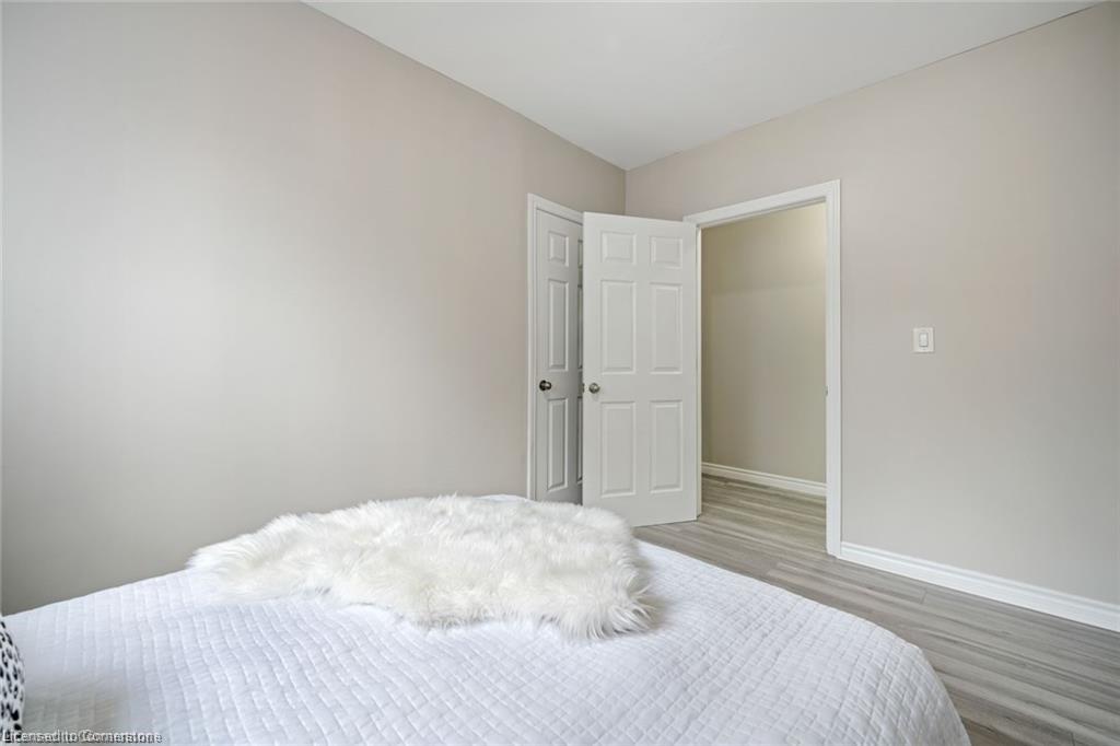 100 Park Row N Property Photo 17