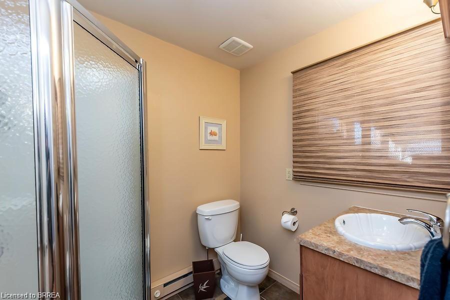 48-50 Erie Boulevard Property Photo 13