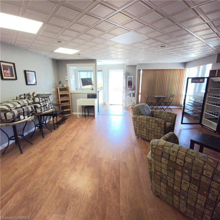 48-50 Erie Boulevard Property Photo 24
