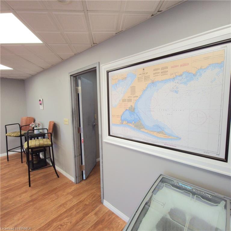 48-50 Erie Boulevard Property Photo 25