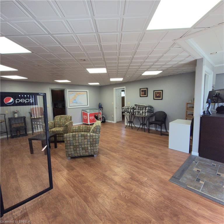 48-50 Erie Boulevard Property Photo 26