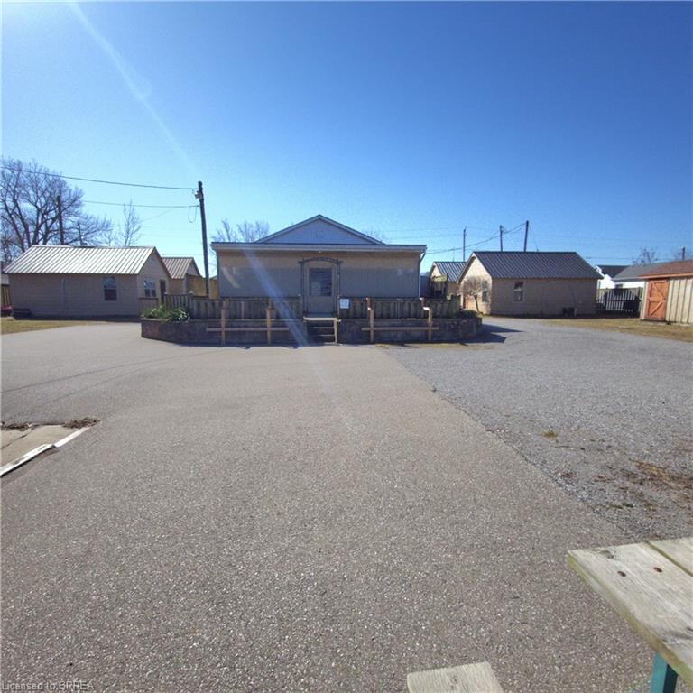 48-50 Erie Boulevard Property Photo 33