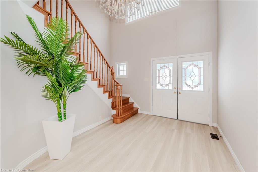 704 Brandenburg Boulevard Property Photo 3