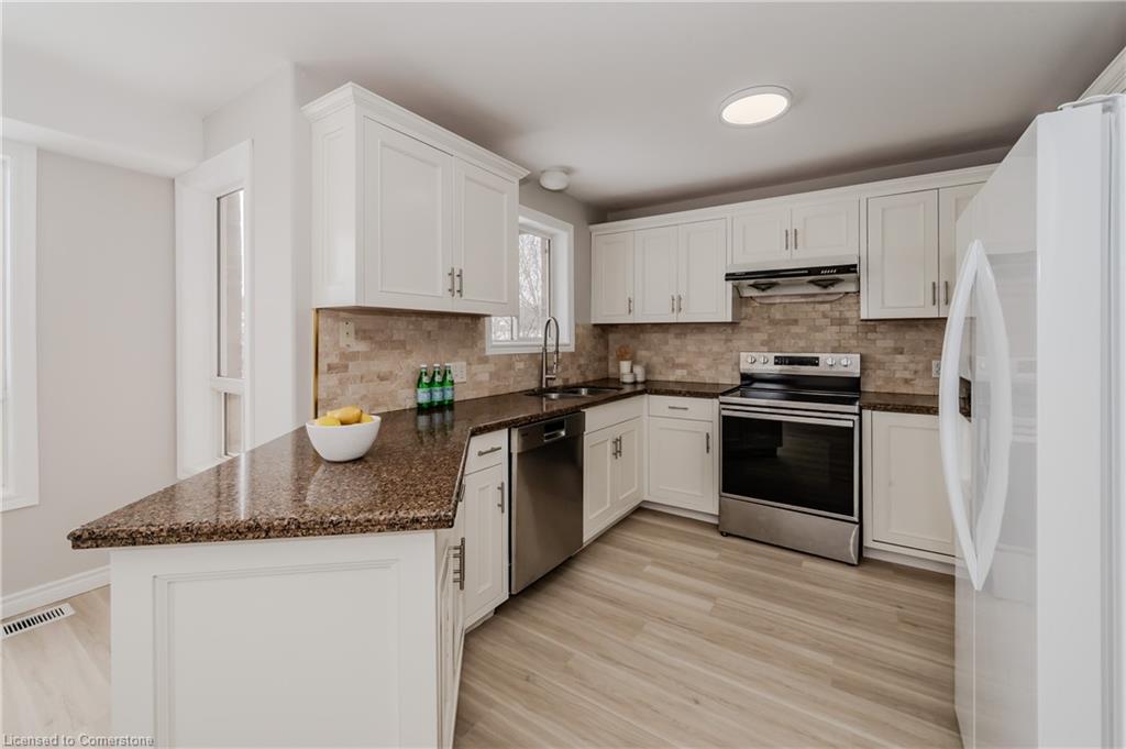 704 Brandenburg Boulevard Property Photo 10