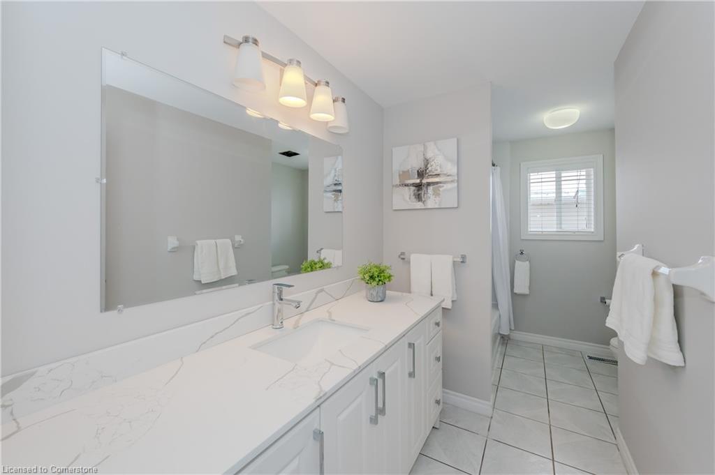 704 Brandenburg Boulevard Property Photo 24