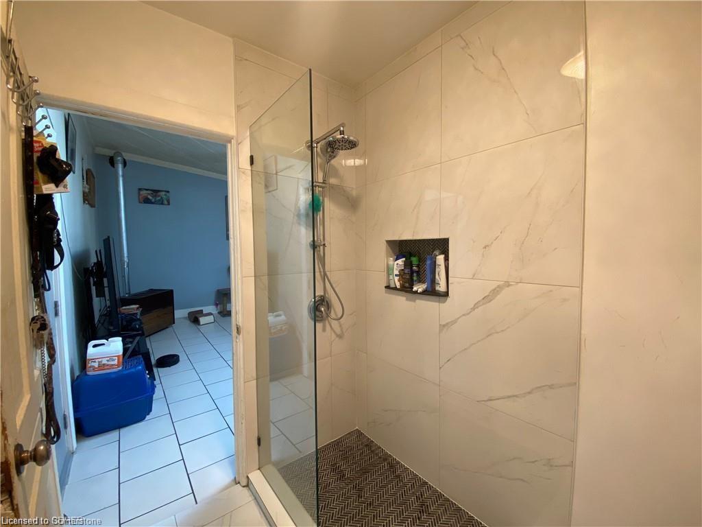 75 Robinson Street Property Photo 25