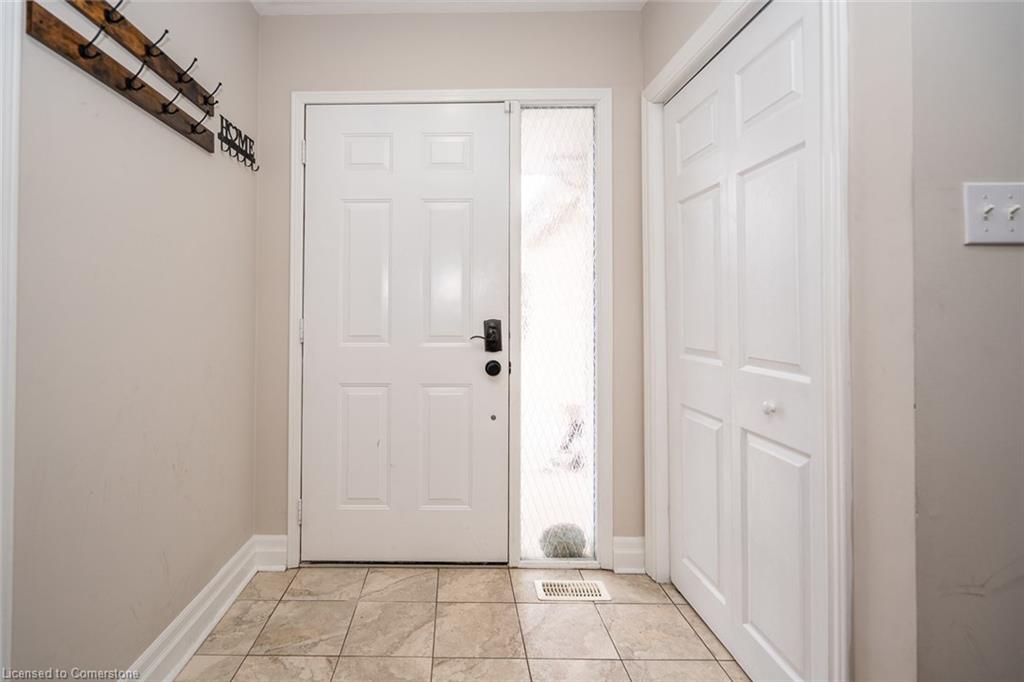416 Olde Village Lane Property Photo 4