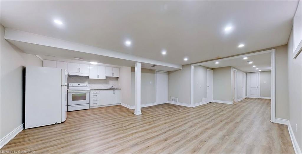 225 Simon Street Property Photo 24