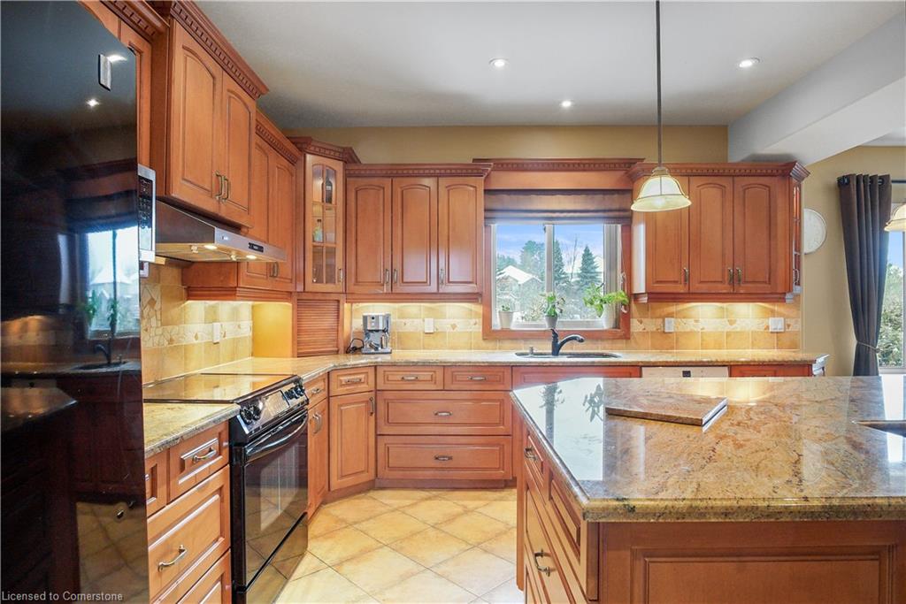827 Birchmount Drive Property Photo 12