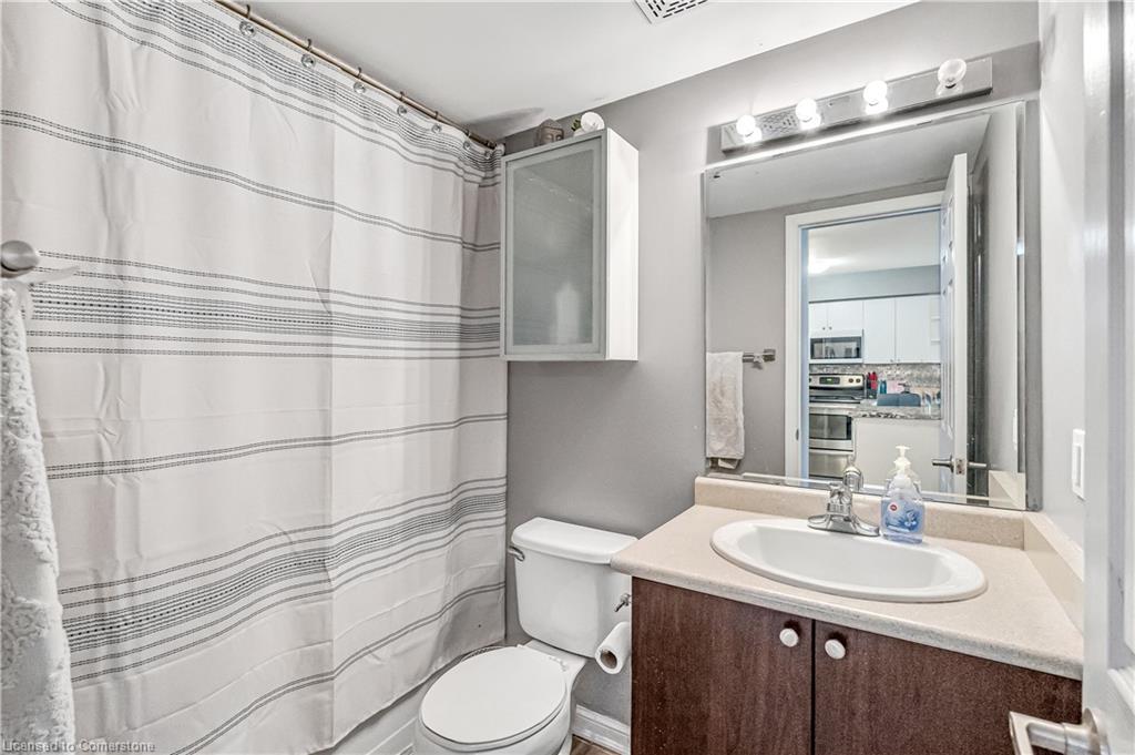 401-3060 Rotary Way Property Photo 19