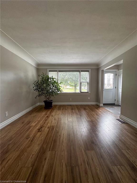 33 Newark Avenue Property Photo 8