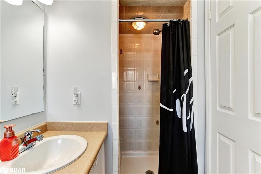 13 Masters Lane Property Photo 16
