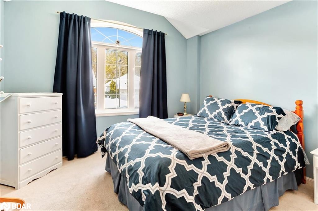 13 Masters Lane Property Photo 17