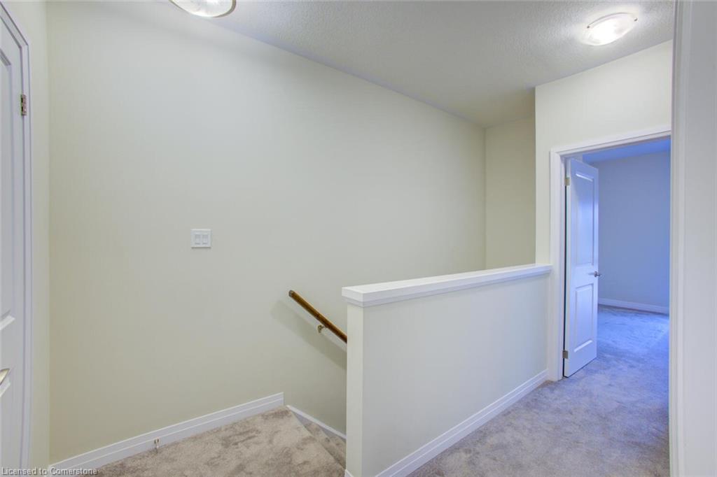 33-261 Woodbine Avenue Property Photo 26