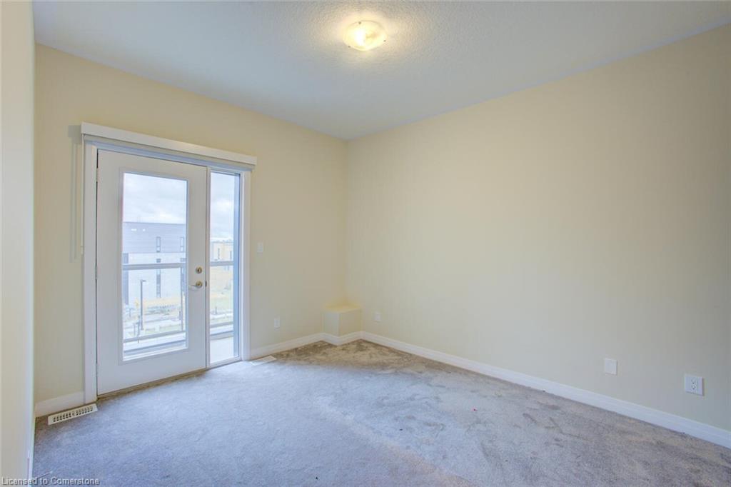 33-261 Woodbine Avenue Property Photo 30