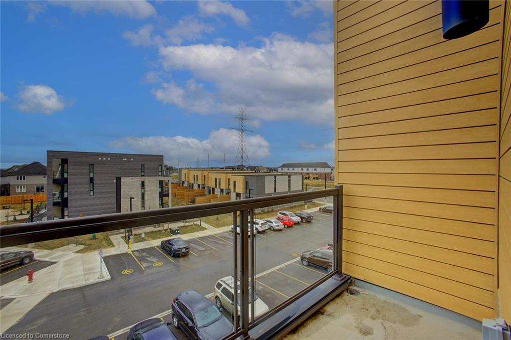 33-261 Woodbine Avenue Property Photo 34