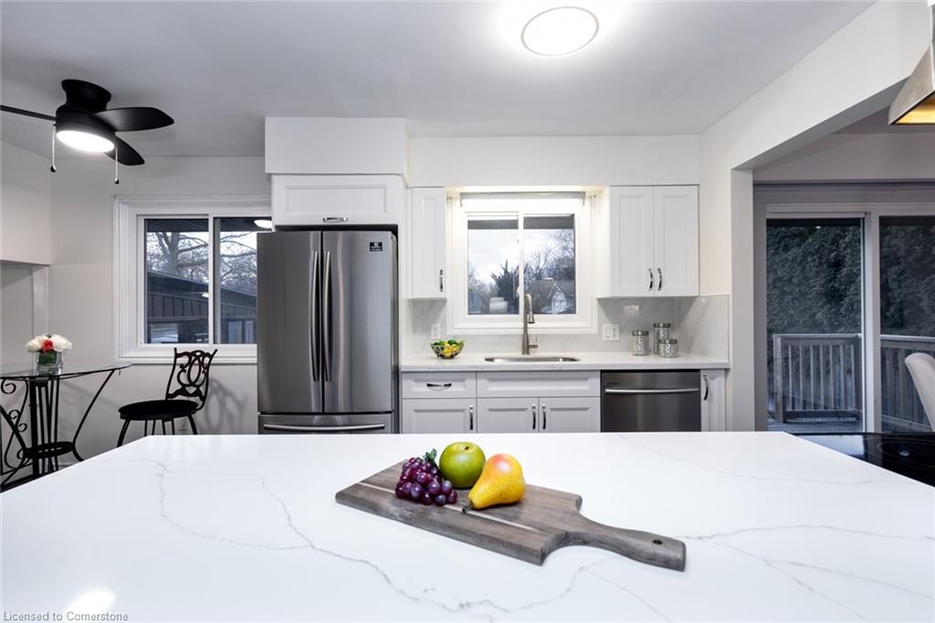 685 Vine Street Property Photo