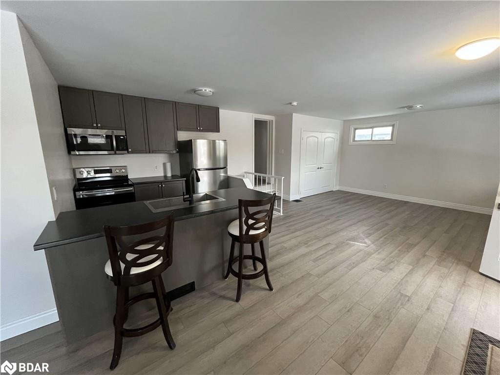 47 Grove Street E Property Photo 3