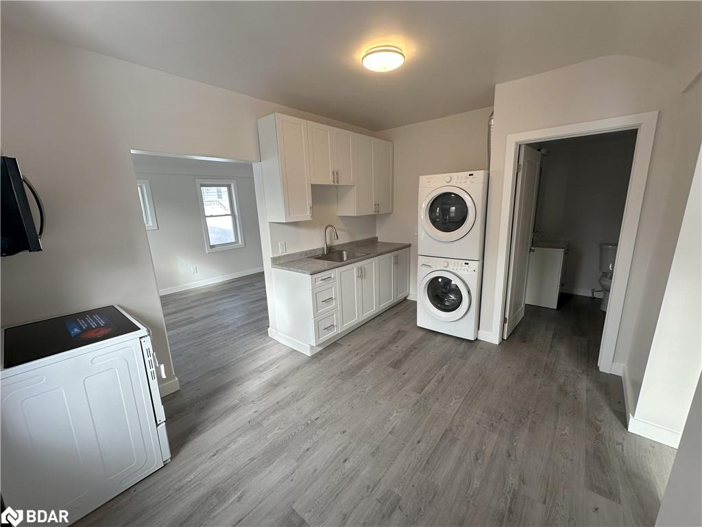 47 Grove Street E Property Photo 12