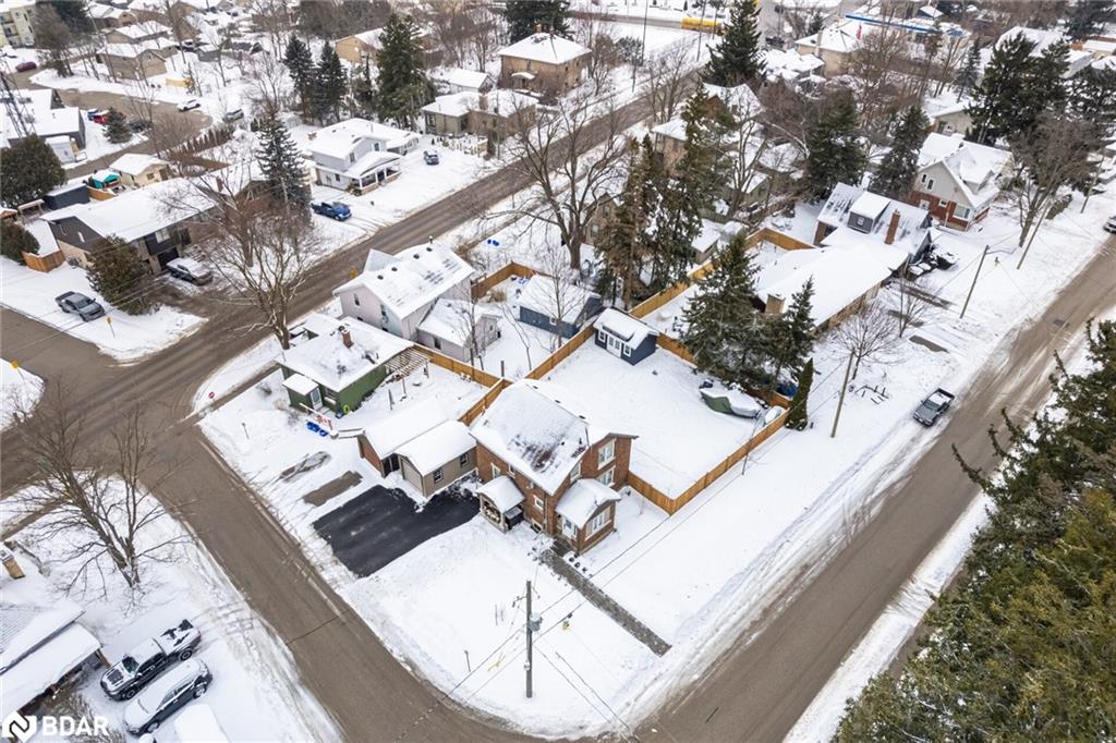 295 Albert Street W Property Photo