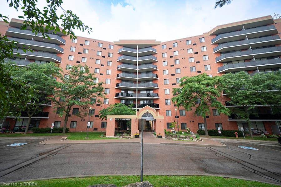 803-9 Bonheur Court Property Photo