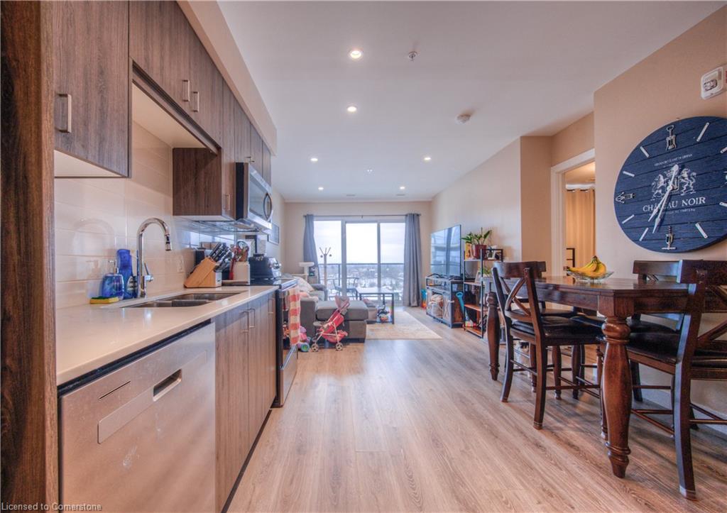 1705-15 Glebe Street Property Photo 5