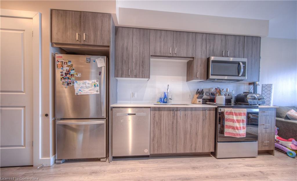 1705-15 Glebe Street Property Photo 6