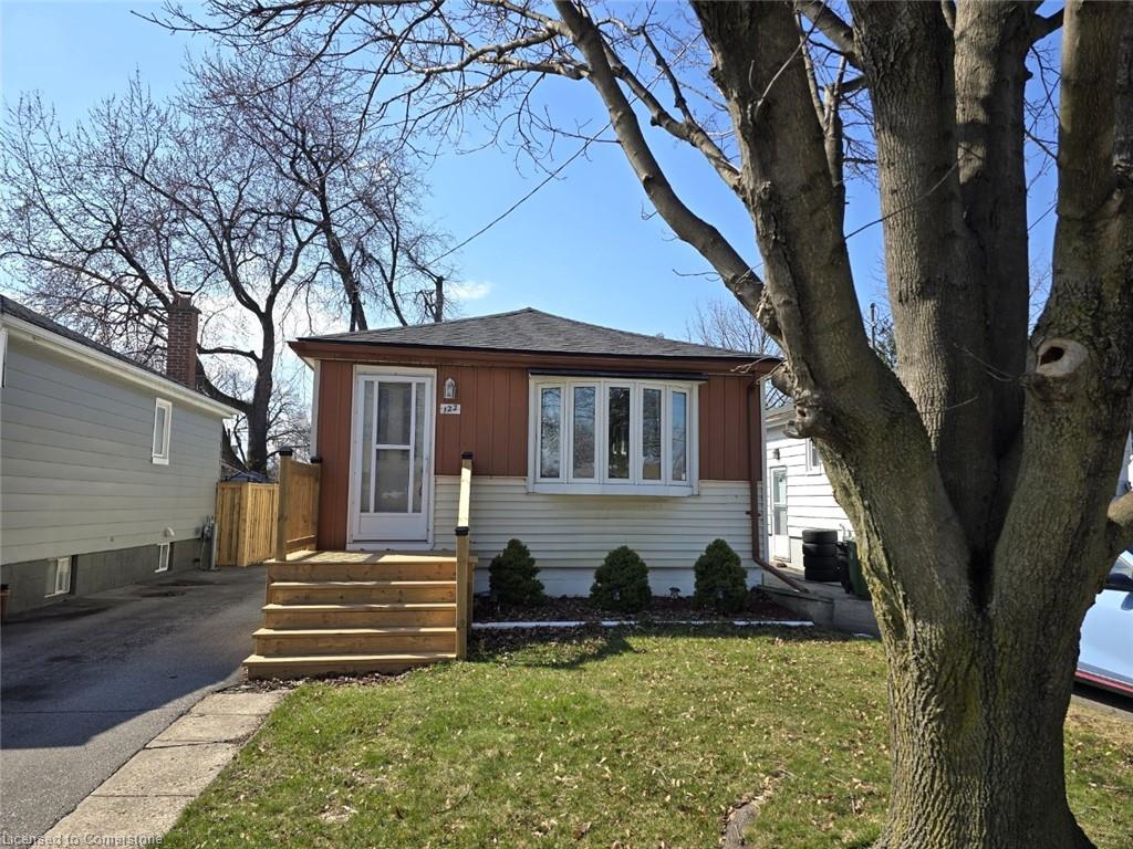 122 East 45th Street Property Photo