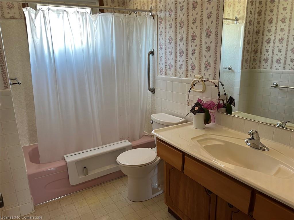 6 Holden Avenue Property Photo 7